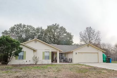 1551 Willow Crk, Seguin, TX 78155