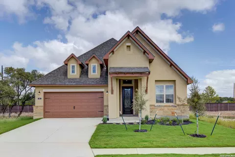 142 Secretariat Ave, Castroville, TX 78009