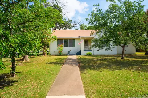 133 Anne Lewis Dr, San Antonio, TX 78216