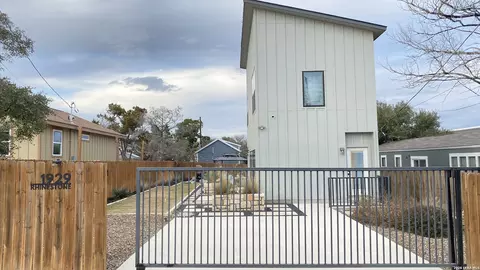 1929 Rhinestone, Canyon Lake, TX 78133