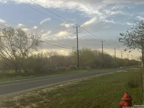 15750 Shepherd Rd, Atascosa, TX 78002