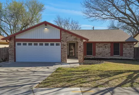 7847 Grass Holw, Live Oak, TX 78233