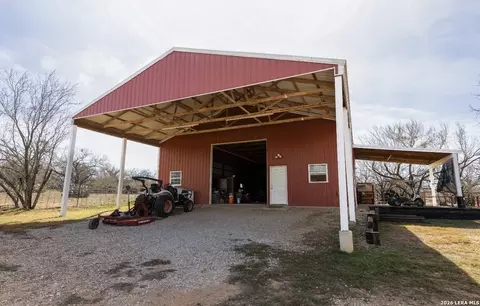 Exterior - 5980 Smith, Von Ormy, TX 78073 photo 10 of 12
