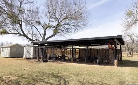 Other - 5980 Smith, Von Ormy, TX 78073 photo 5 of 13