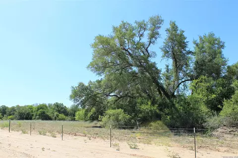 1163 W Fm 476, Somerset, TX 78069