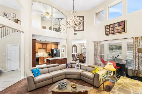 2419 Cortona Mist, San Antonio, TX 78260