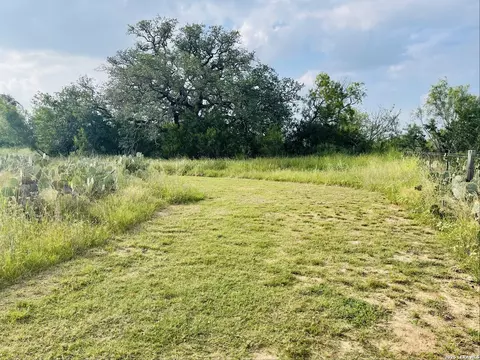 869 873 County Road 773, Devine, TX 78016 photo 37