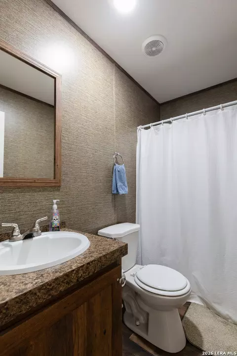 869 873 County Road 773, Devine, TX 78016 photo 17