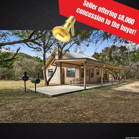 15 Cedar Ln, Concan, TX 78838