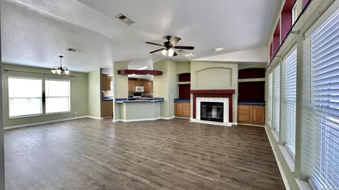 1545 County Road 665, Devine, TX 78016 photo 5