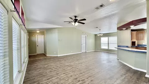 1545 County Road 665, Devine, TX 78016 photo 22