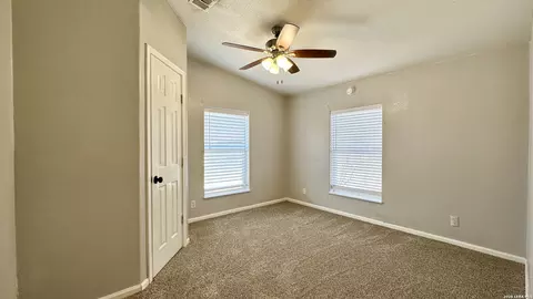 1545 County Road 665, Devine, TX 78016 photo 16