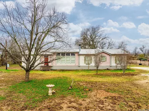 1545 County Road 665, Devine, TX 78016