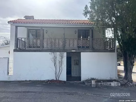 170 Avenida Juarez, Brackettville, TX 78832