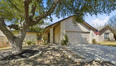 3729 Hunters Gln, Schertz, TX 78108