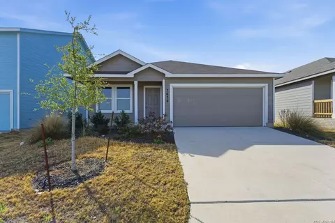 7638 Nessie Trl, San Antonio, TX 78227