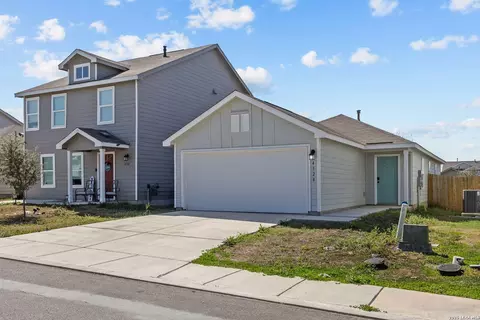 4128 Waterfall Cv, San Antonio, TX 78223