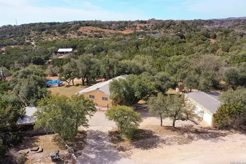 3909 Mccall Crk, Blanco, TX 78606