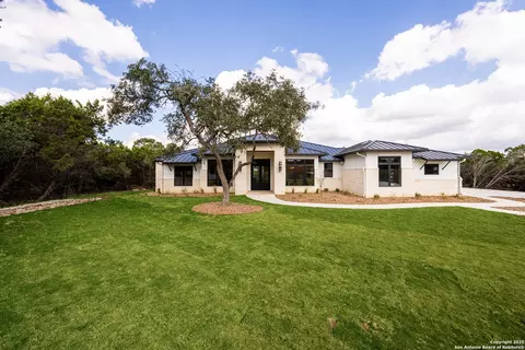 57 Sotol Ln, Boerne, TX 78006