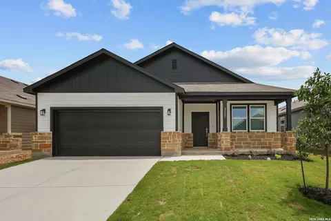 2525 Heritance Pass, Seguin, TX 78155