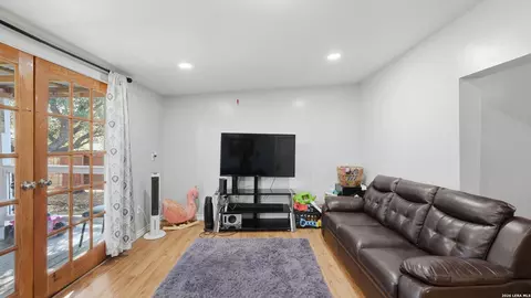 181 Dobie, Wimberley, TX 78676