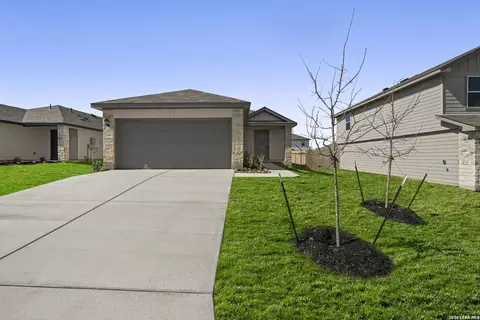 328 Cottonmouth, Seguin, TX 78155