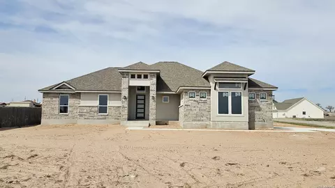 105 Oakmont Ln, La Vernia, TX 78121
