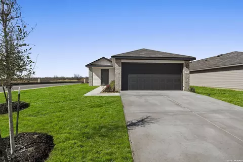 344 Cottonmouth, Seguin, TX 78155
