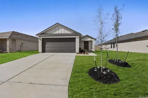 336 Cottonmouth, Seguin, TX 78155