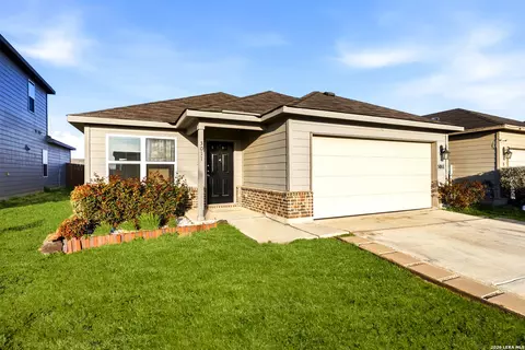 3011 Pacific Coast, Converse, TX 78109