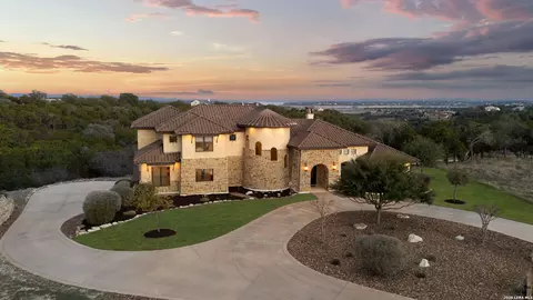 1039 Bluewater Pl, Spring Branch, TX 78070