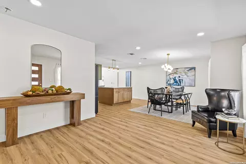 534 Brightwood Pl, San Antonio, TX 78209