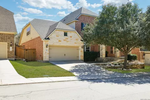 1002 Gazania Hl, San Antonio, TX 78260