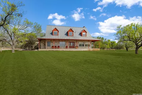 360 Pr 4619, Castroville, TX 78009