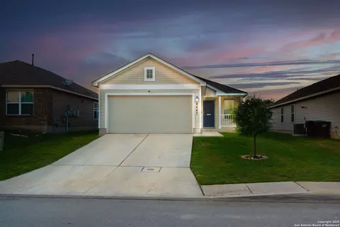 8447 Cassia Cv, Converse, TX 78109