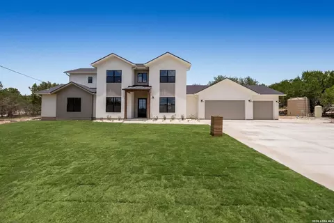 732 Mountain Creek Trl, Boerne, TX 78006
