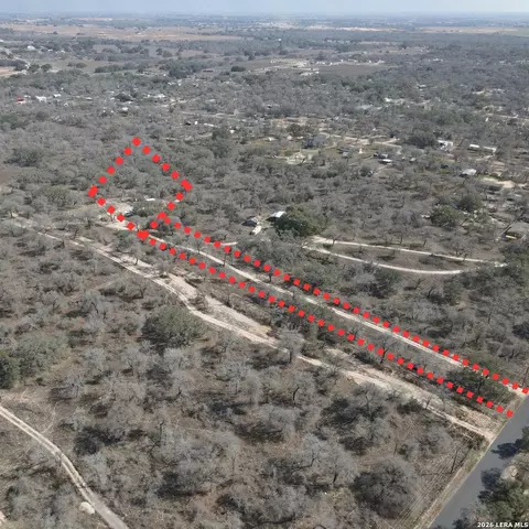 4298 Eichman Rd, Von Ormy, TX 78073 photo 4