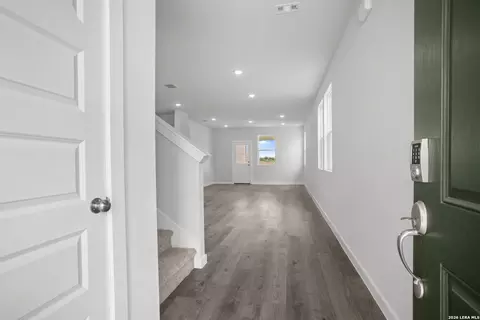 Entry Way - 5618 Franklin Hls, Von Ormy, TX 78073 photo 1 of 9