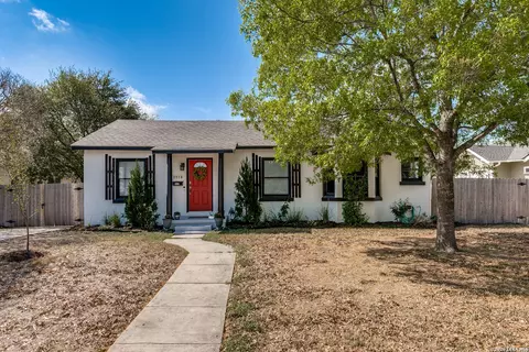 2018 W Mulberry, San Antonio, TX 78201