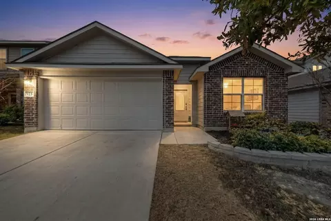 923 House Sparrow, San Antonio, TX 78253