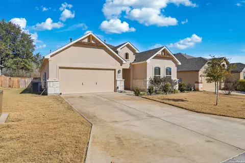 3927 Brazos Bnd, San Antonio, TX 78245
