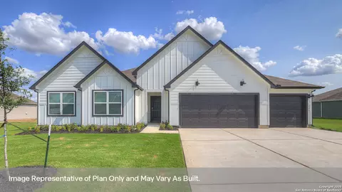 177 Teal St, Fredericksburg, TX 78624