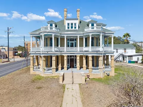 339 W Woodlawn Ave, San Antonio, TX 78212