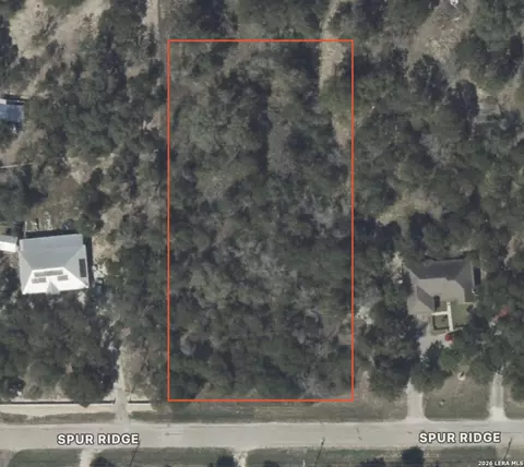 290 Spur Rdg, San Antonio, TX 78064