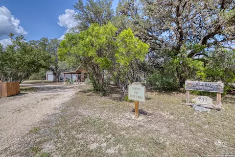 Other - 711 Mariposa Ave, Concan, TX 78838 photo 2 of 5