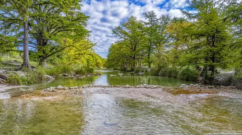 View/Area - 711 Mariposa Ave, Concan, TX 78838 photo 5 of 5