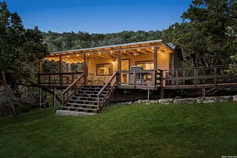 1597 Pipe Spgs, Lakehills, TX 78063