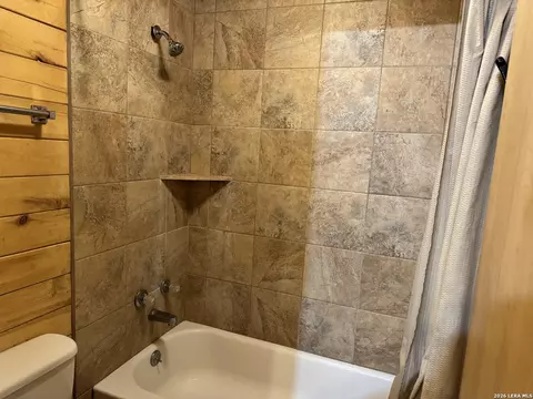 Bath - 110 Red Wright Rd, Leakey, TX 78873 photo 2 of 3