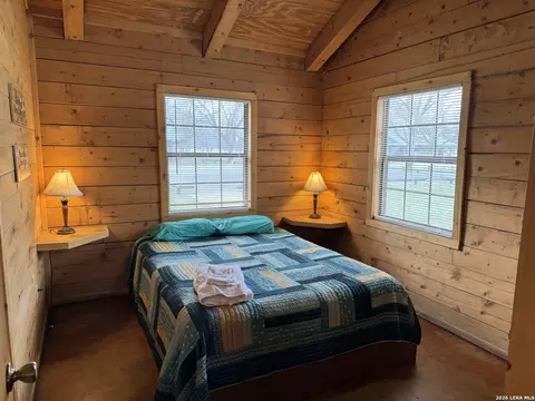 Bedroom - 110 Red Wright Rd, Leakey, TX 78873 photo 1 of 4