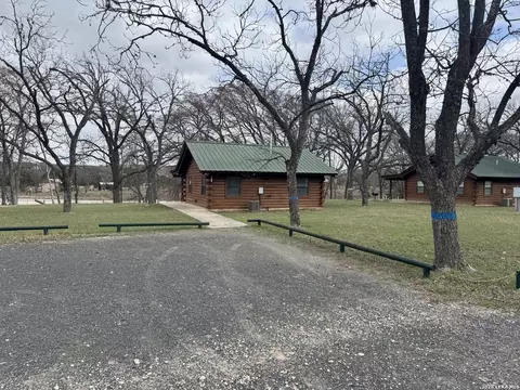 Exterior - 110 Red Wright Rd, Leakey, TX 78873 photo 10 of 19